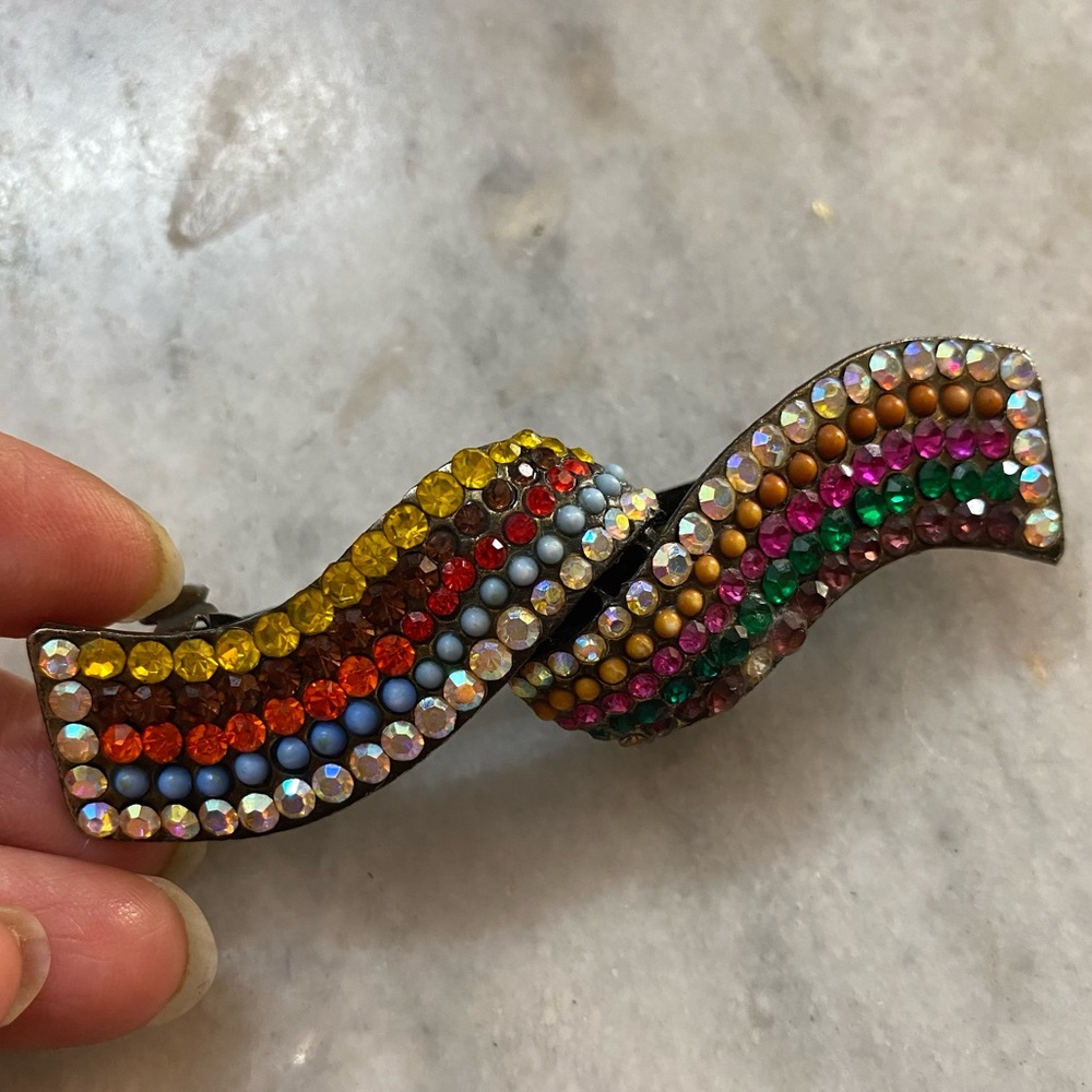 Beautiful antique hair clip for women
